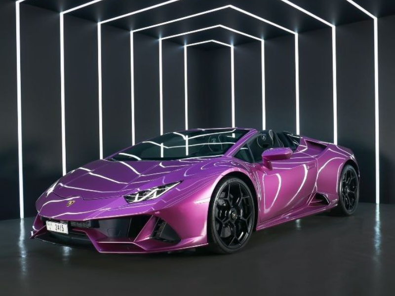 Lamborghini Huracán EVO Spyder.