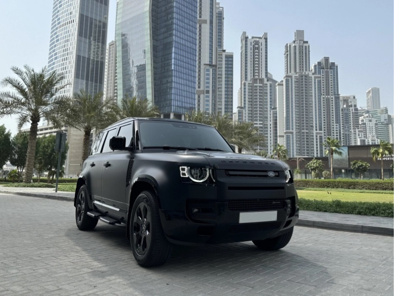 Land Rover Defender XS V6