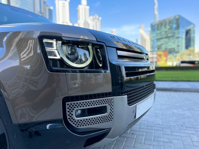 Range Rover Defender